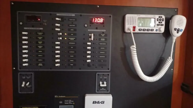 Slide: The Image of Caliber LRC - SE 2008 - 4063062