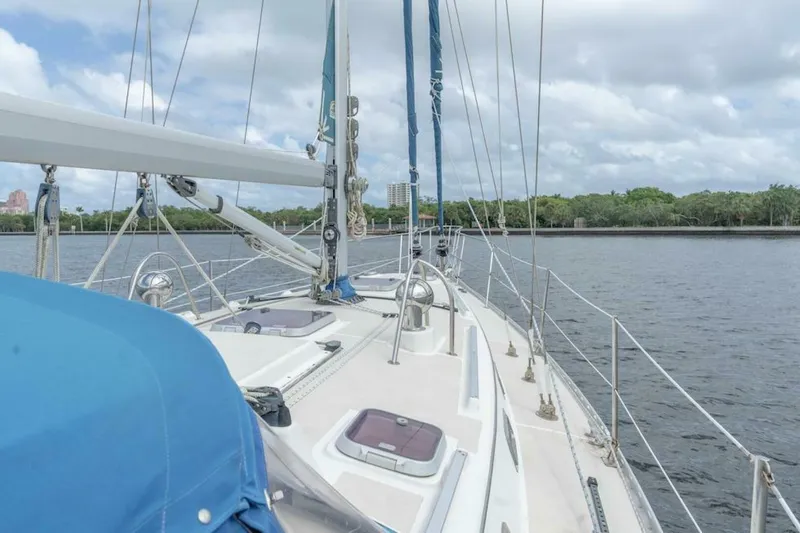 Slide: The Image of Caliber LRC - SE 2008 - 4063091