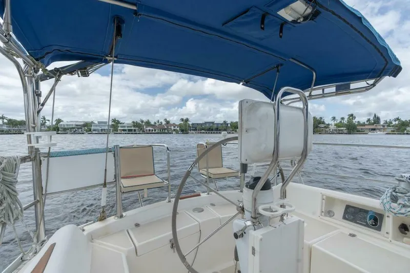 Slide: The Image of Caliber LRC - SE 2008 - 4063098