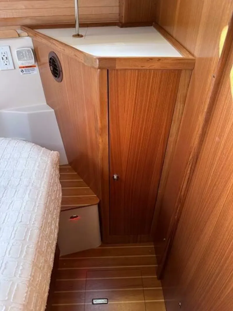 Slide: The Image of Catalina 355 2023 - 4063998