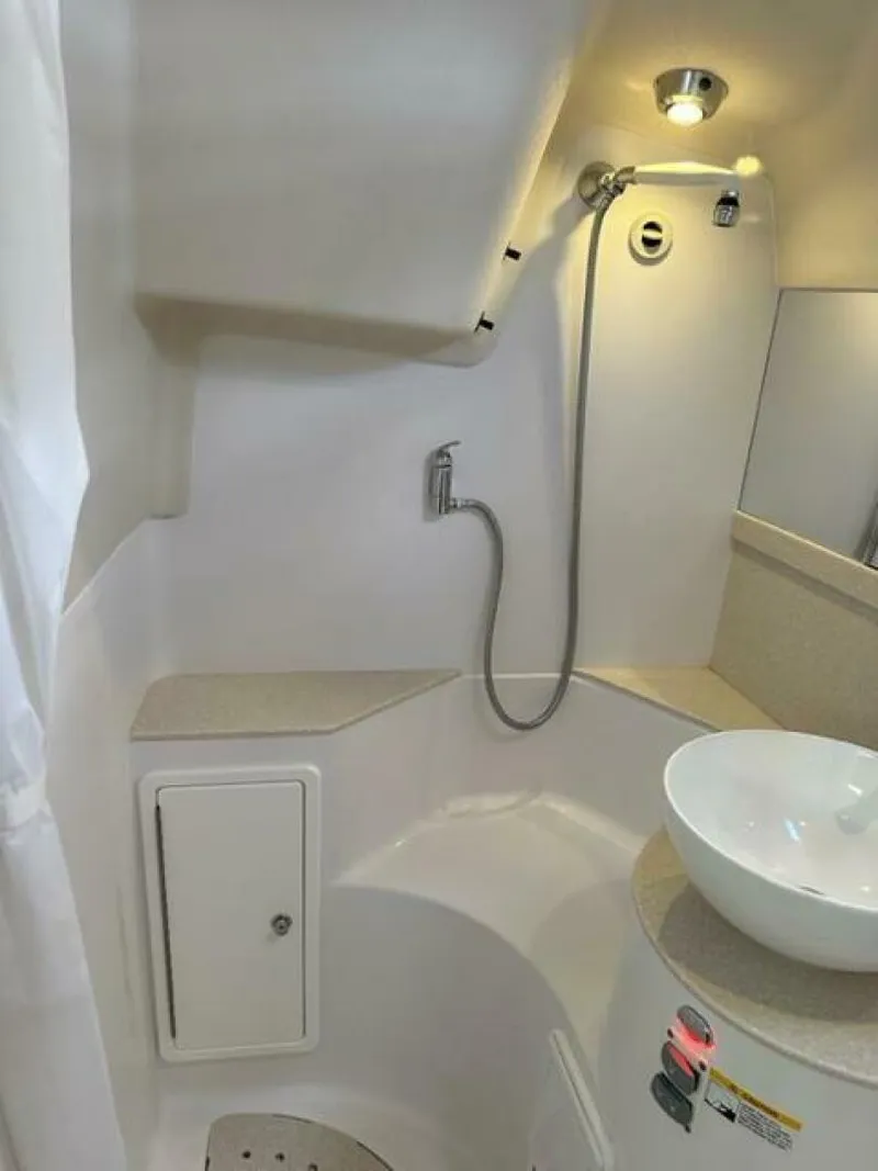 Slide: The Image of Catalina 355 2023 - 4064006