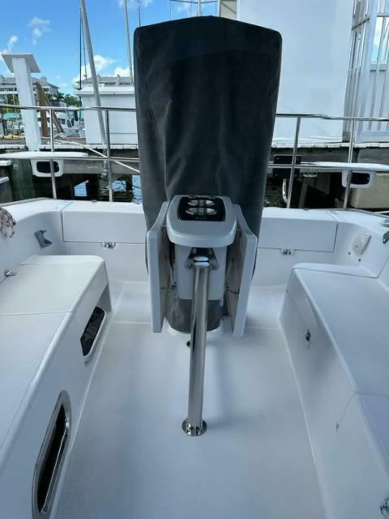 Slide: The Image of Catalina 355 2023 - 4064019