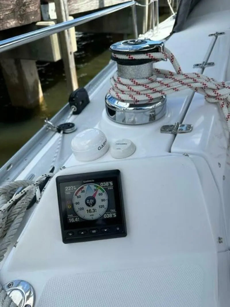 Slide: The Image of Catalina 355 2023 - 4064028