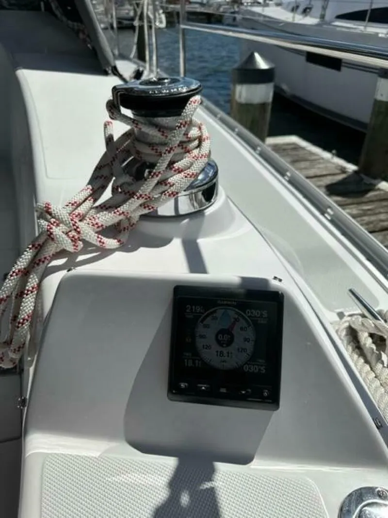 Slide: The Image of Catalina 355 2023 - 4064032