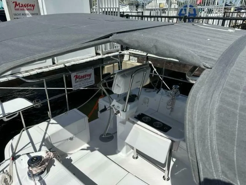 Slide: The Image of Catalina 355 2023 - 4064042