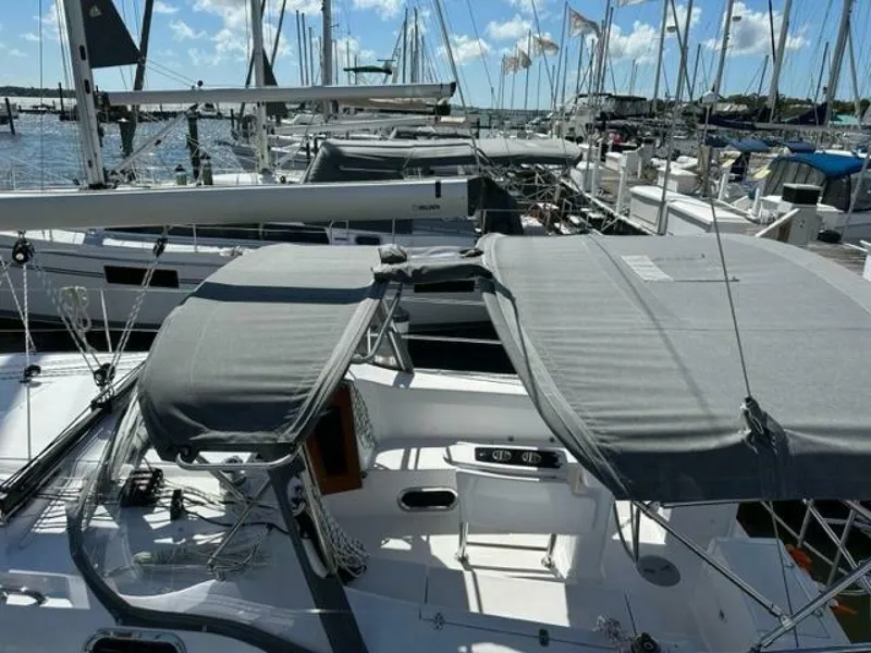 Slide: The Image of Catalina 355 2023 - 4064047