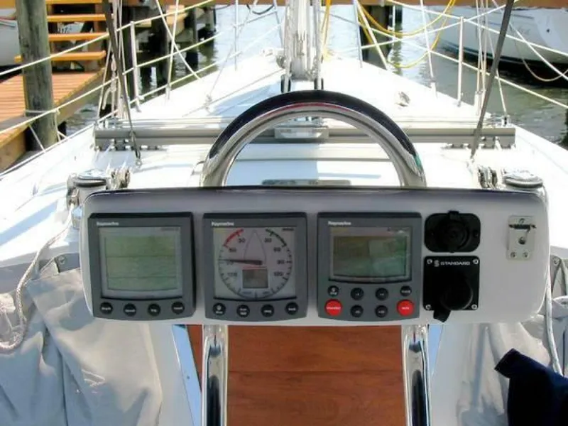 Slide: The Image of Catalina 310 2003 - 4066133