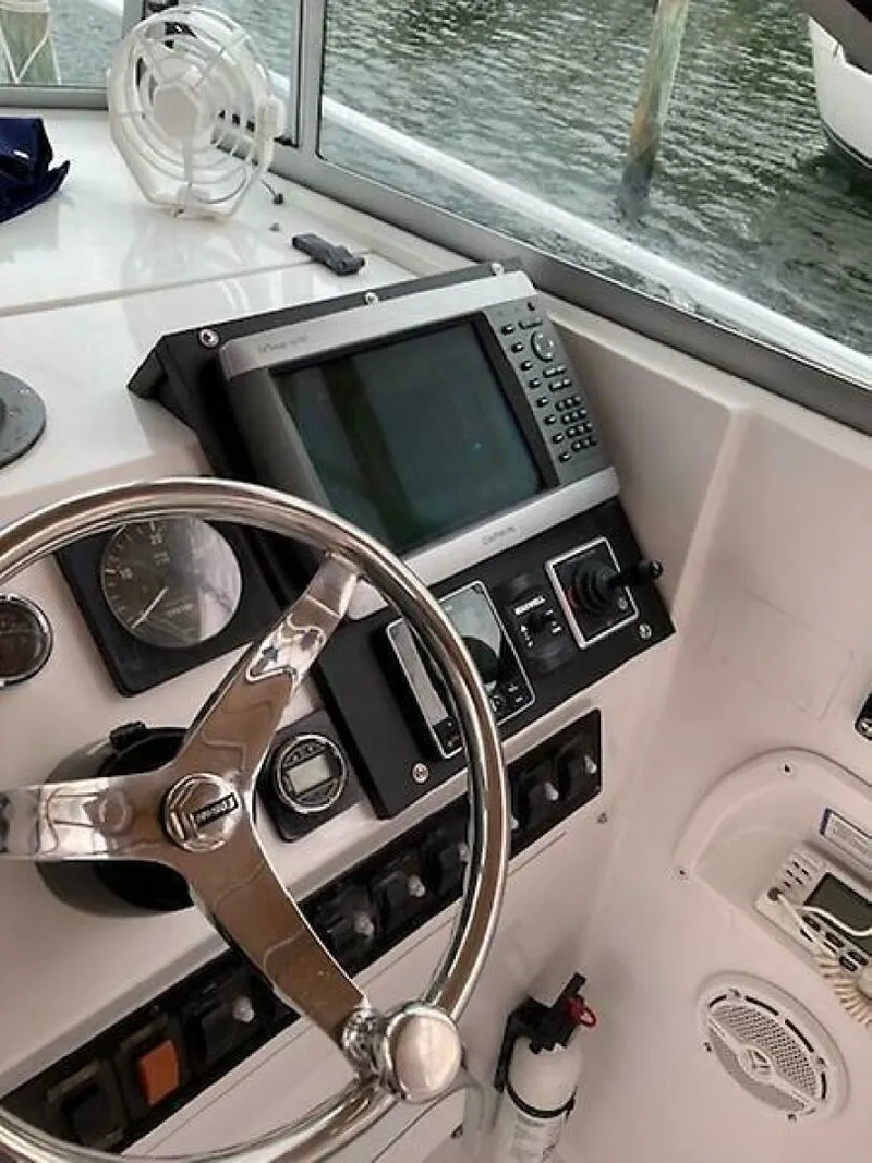 Slide: The Image of Mainship Pilot 1999 - 4066169