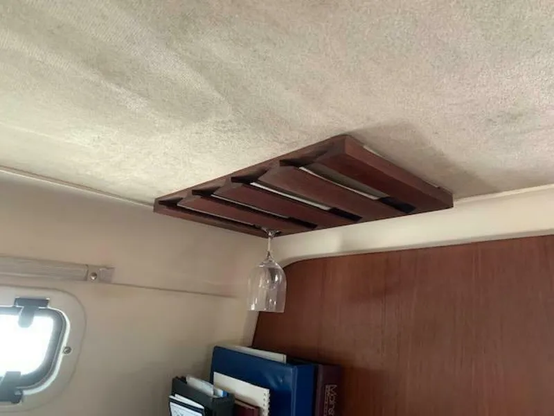 Slide: The Image of Mainship Pilot 1999 - 4066156