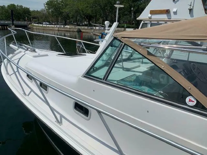 Slide: The Image of Mainship Pilot 1999 - 4066175