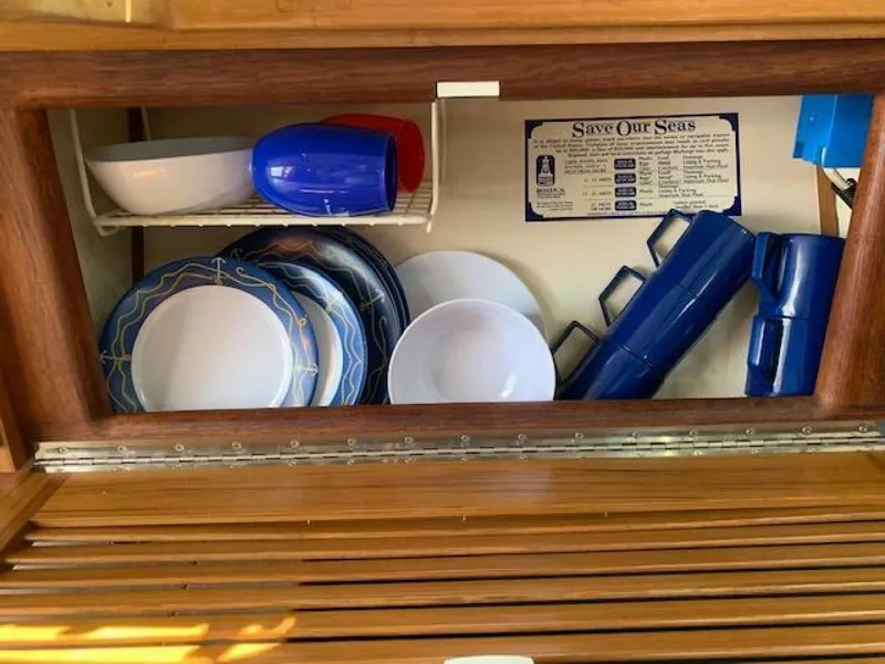 Slide: The Image of Mainship Pilot 1999 - 4066164