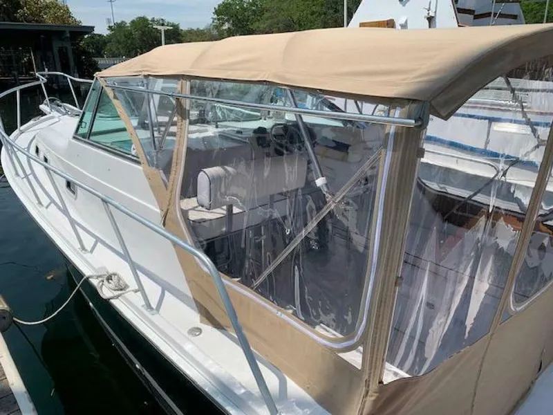 Slide: The Image of Mainship Pilot 1999 - 4066183