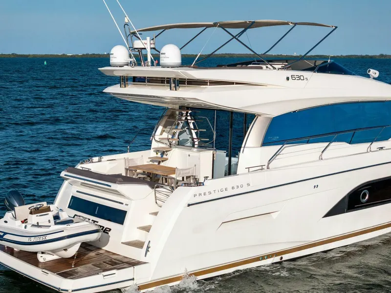 Slide: The Image of 2019 63 Prestige Flybridge - RT Time - Profile - 4200023