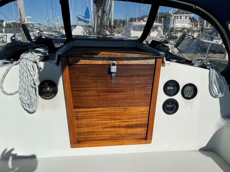 Slide: The Image of C&C 35 Mk III 1984 - 4066778