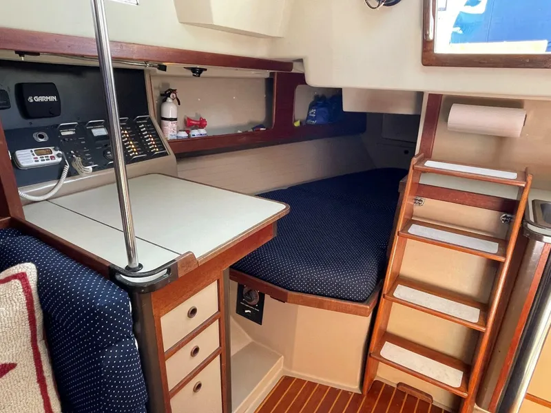 Slide: The Image of C&C 35 Mk III 1984 - 4066766