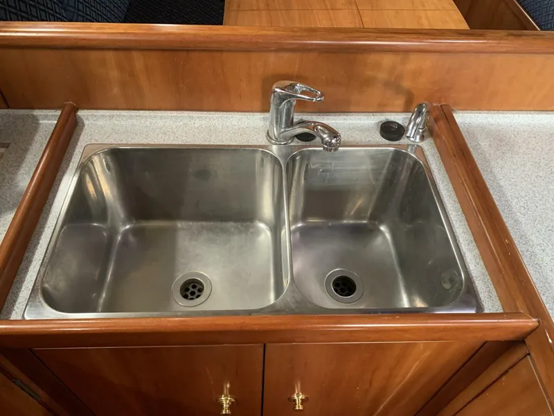 Slide: The Image of Shearwater 45 2004 - 4062187