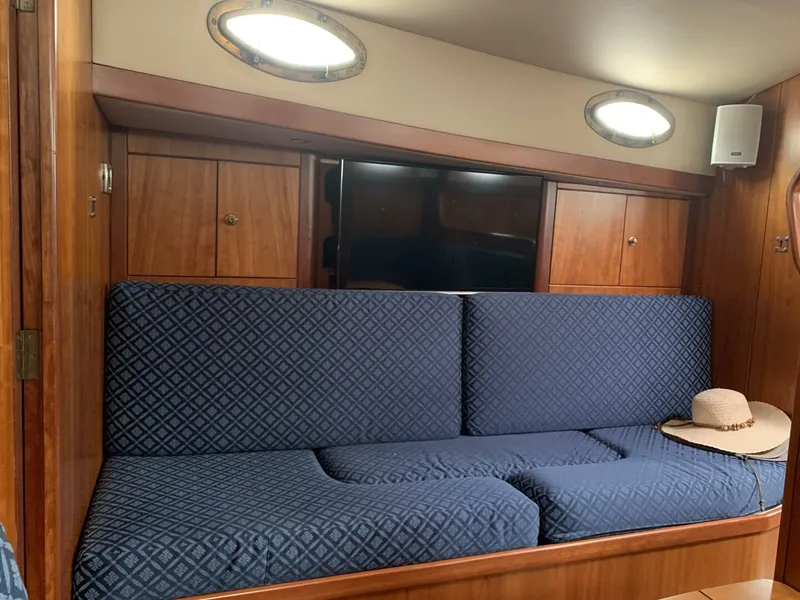 Slide: The Image of Shearwater 45 2004 - 4062193