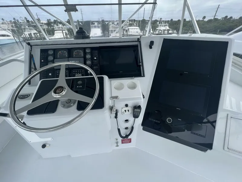 Slide: The Image of Hatteras SF Down Time - Helm 1999 Hatteras SF Down Time - 4107575