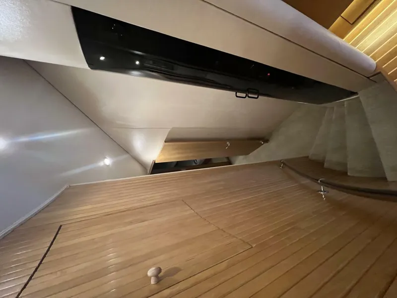 Slide: The Image of Hatteras SF Down Time - Companionway 1999 Hatteras SF Down Time - 4107581