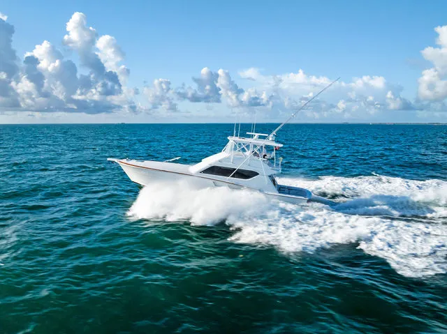 Slide: The Image of Hatteras 60 Convertible 1999 - 33