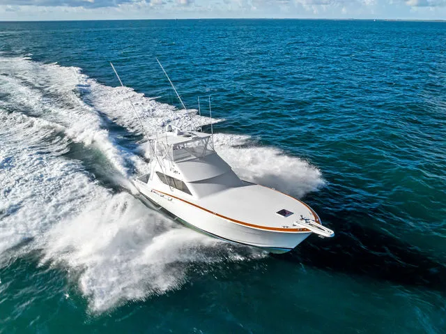 Slide: The Image of Hatteras 60 Convertible 1999 - 37