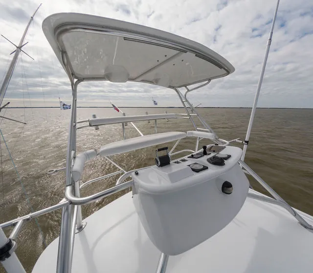 Slide: The Image of Hatteras 60 Convertible 1999 - 50
