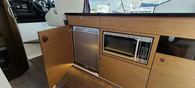 Slide: The Image of Jeanneau NC 1095 Fly 2021 - 4065984