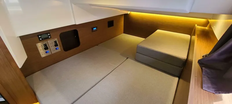 Slide: The Image of Jeanneau NC 1095 Fly 2021 - 4065991