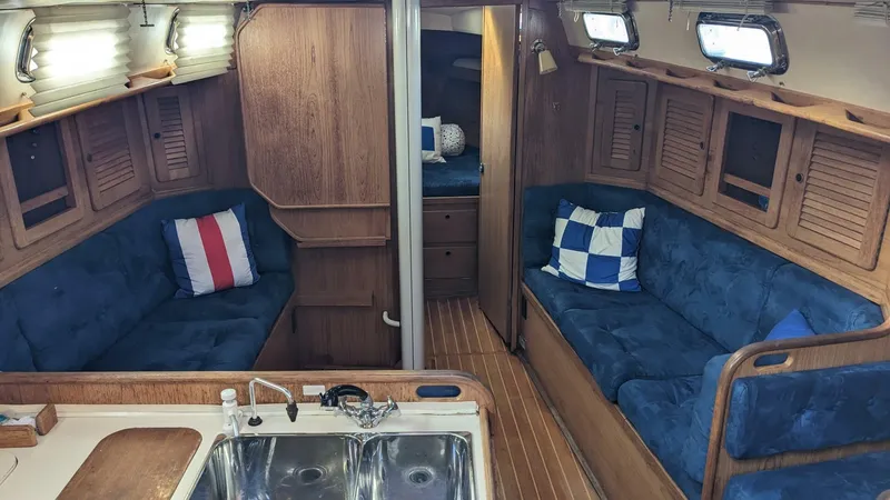 Slide: The Image of Sabre 38 1993 - 4068070