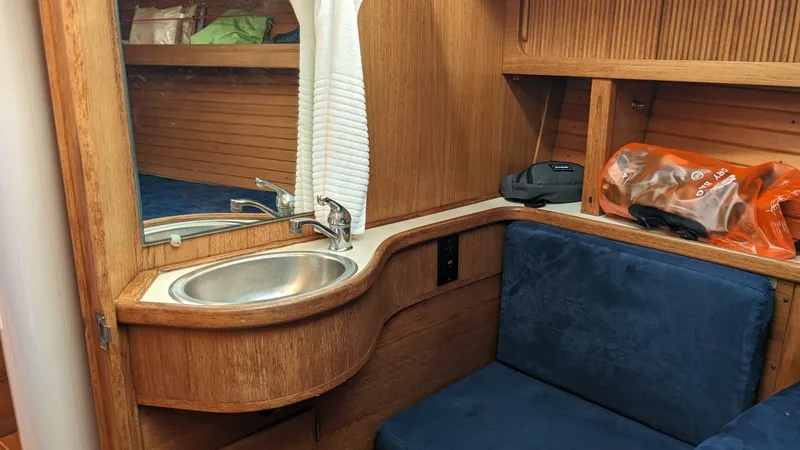 Slide: The Image of Sabre 38 1993 - 4068079