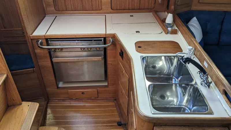 Slide: The Image of Sabre 38 1993 - 4068086