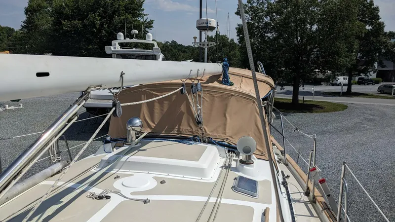 Slide: The Image of Passport 40 1982 - 4070112