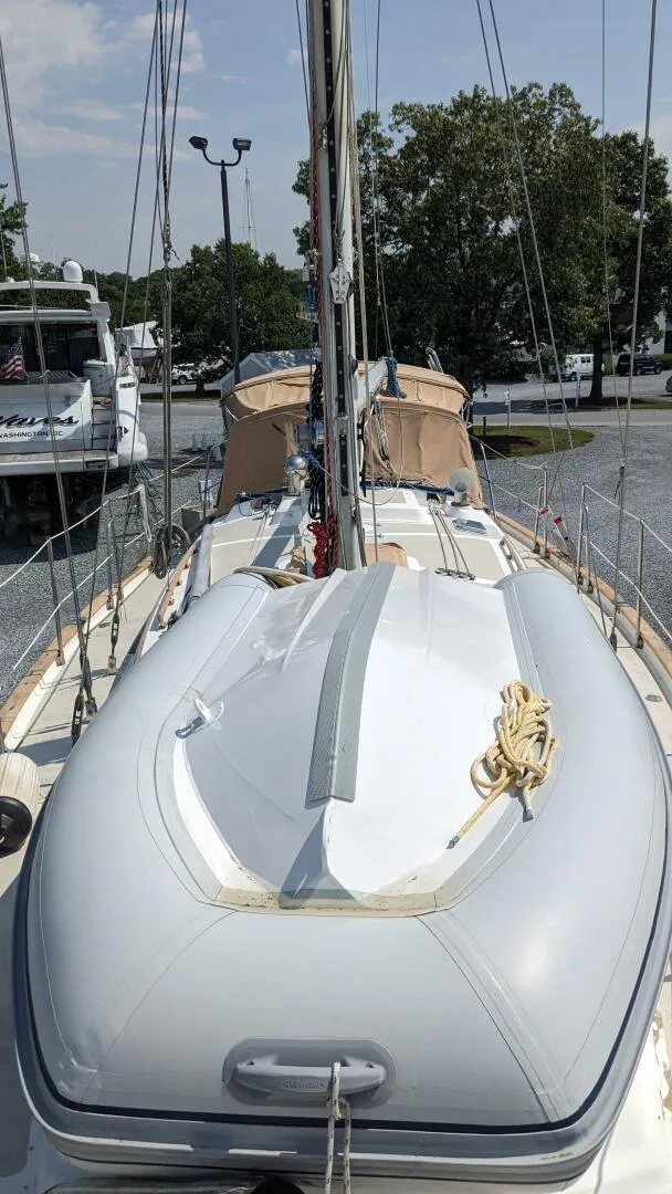 Slide: The Image of Passport 40 1982 - 4070121