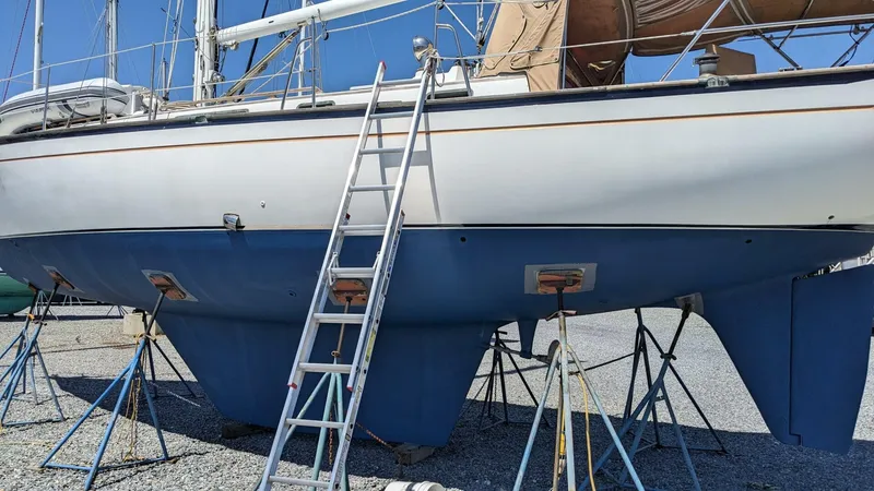 Slide: The Image of Passport 40 1982 - 4070073