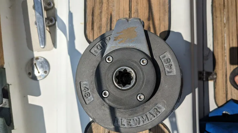 Slide: The Image of Passport 40 1982 - 4070129