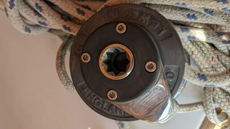 Slide: The Image of Passport 40 1982 - 4070130