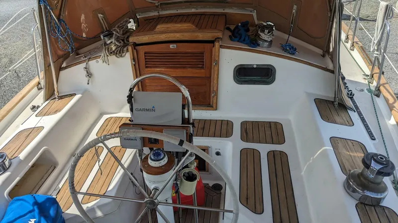 Slide: The Image of Passport 40 1982 - 4070139