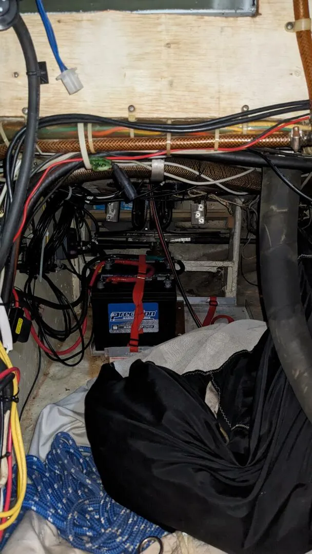 Slide: The Image of Passport 40 1982 - 4070162