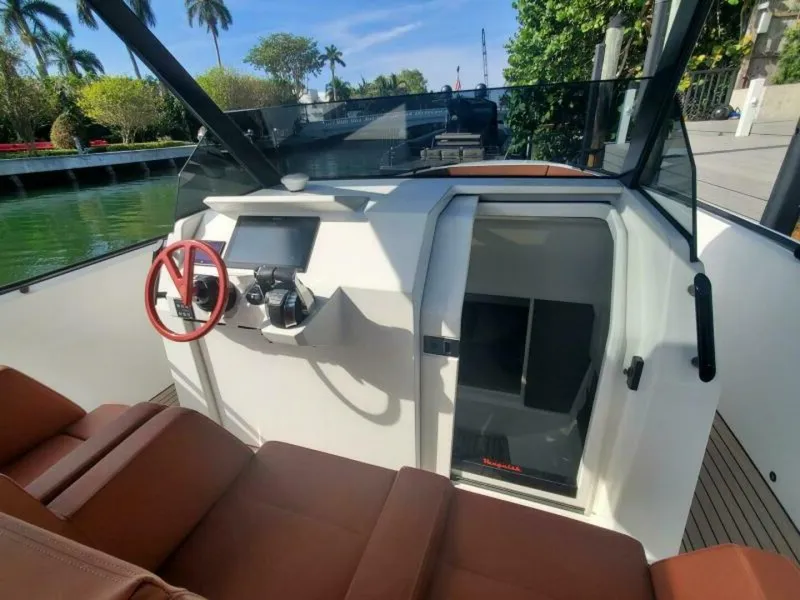 Slide: The Image of Vanquish VQ40 2021 - 4072164