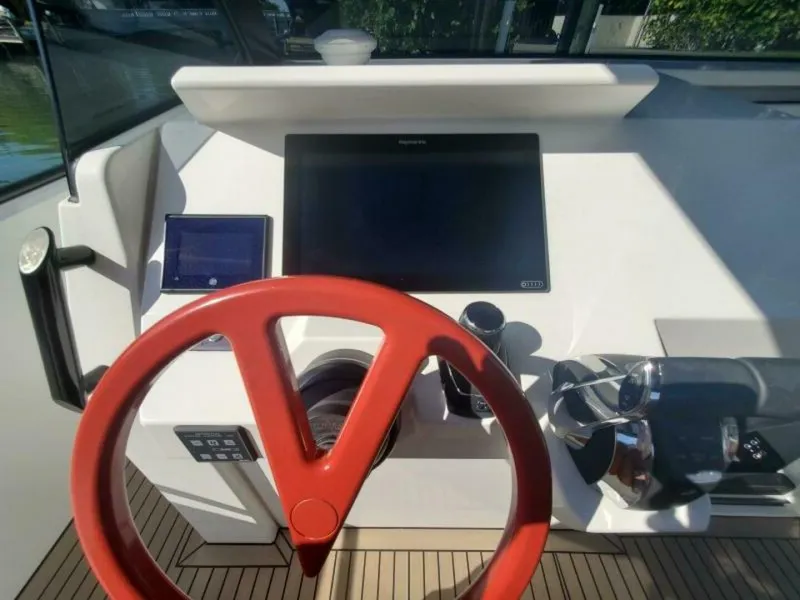 Slide: The Image of Vanquish VQ40 2021 - 4072178