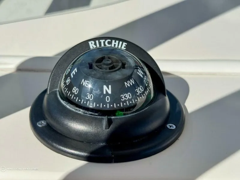 Slide: The Image of Sailfish 220 CC 2019 - 4077448