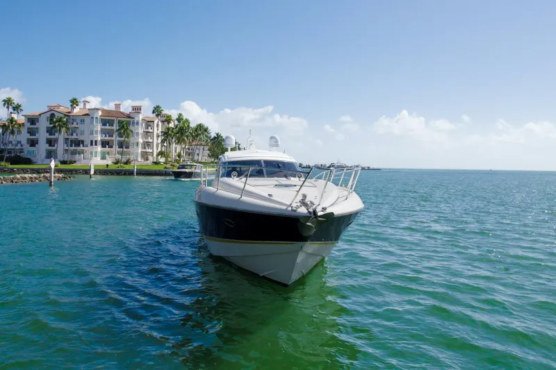Slide: The Image of Sunseeker Predator 60 2001 - 4078700
