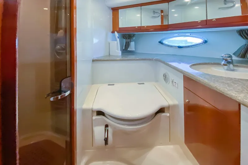 Slide: The Image of Sunseeker Predator 60 2001 - 4078736