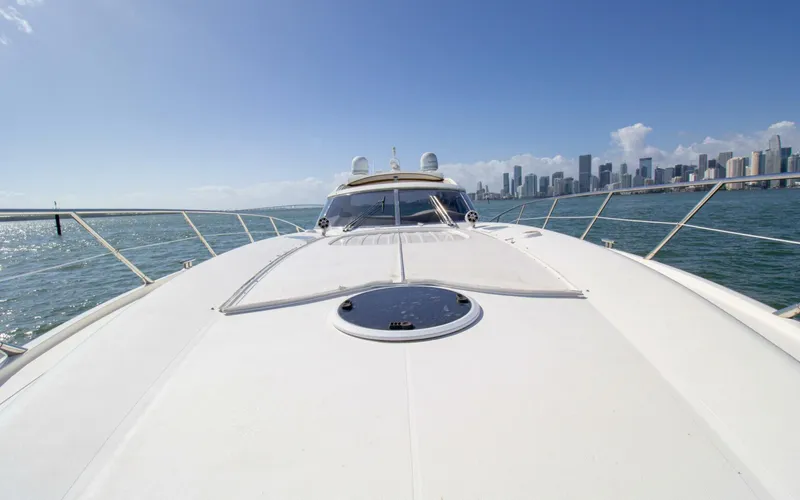 Slide: The Image of Sunseeker Predator 60 2001 - 4078742