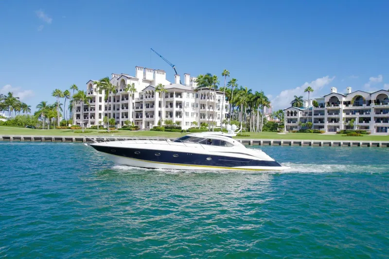 Slide: The Image of Sunseeker Predator 60 2001 - 4078714