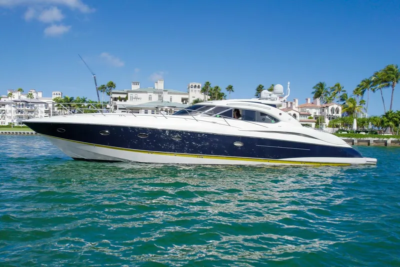 Slide: The Image of Sunseeker Predator 60 2001 - 4078722