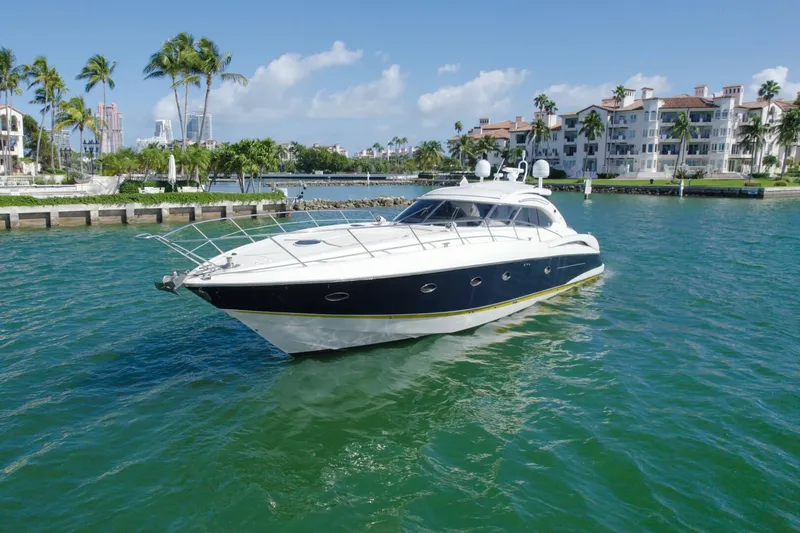 Slide: The Image of Sunseeker Predator 60 2001 - 4078725