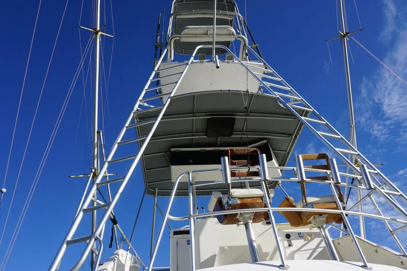 Slide: The Image of 1987 37 Bertram 37 Convertible RIDGEBACK Tower - 4080378