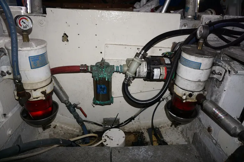 Slide: The Image of 1987 37 Bertram 37 Convertible RIDGEBACK Engine Room (18) - 4080440