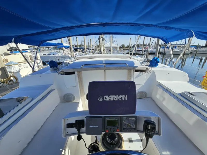 Slide: The Image of Endeavour Catamaran Corp 30 1992 - 4126122